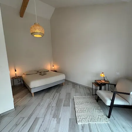 Apartmán Le Spacieux Au Dernier Etage Avec Vue Degagee