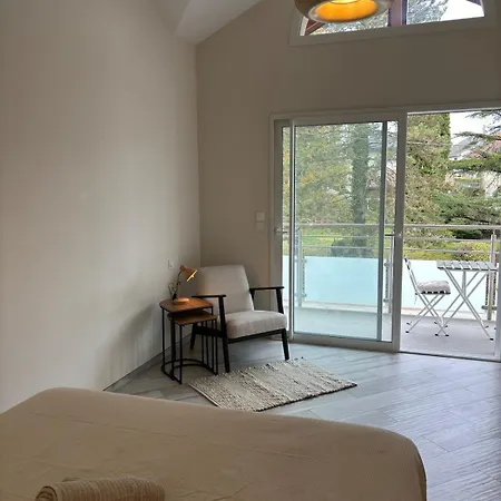 Apartmán Le Spacieux Au Dernier Etage Avec Vue Degagee